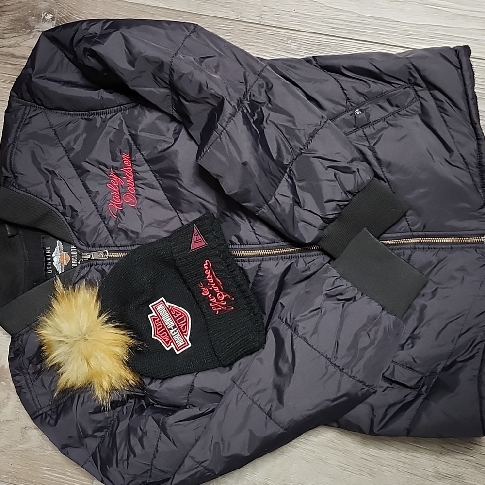 Harley-Davidson Quilted Black Bomber Jacket with Maroon Embroidery - Picture 10 of 10